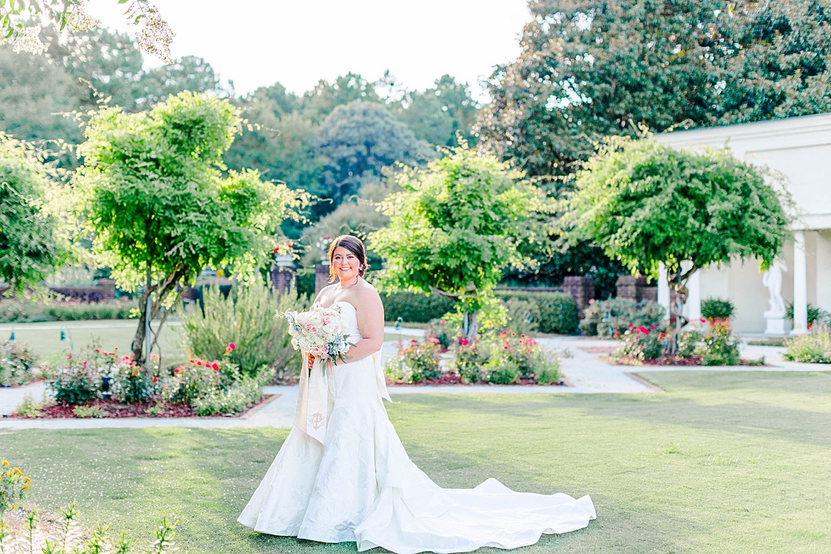 Traditional Bridal Portraits in Eastern North Carolina Wedding Venue